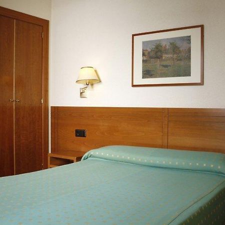 Hotel Yit Conquista De Toledo Exterior photo