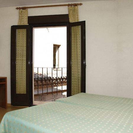 Hotel Yit Conquista De Toledo Exterior photo