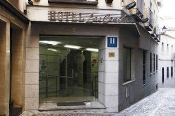 Hotel Yit Conquista De Toledo Exterior photo